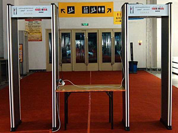 金属安检门